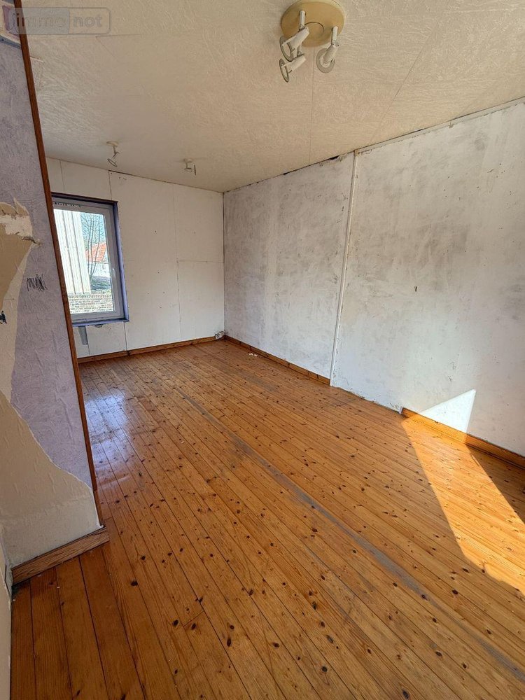 Immeuble a vendre Arques 62510 Pas-de-Calais 200 m2  148500 euros