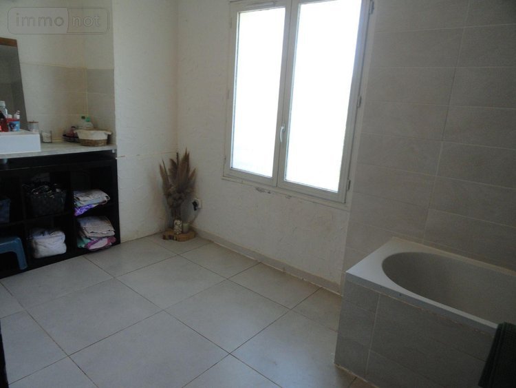 Maison a vendre Saint-Gilles 30800 Gard 145 m2 7 pièces 288400 euros