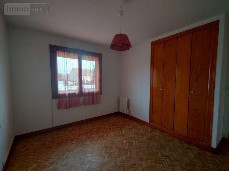 Maison a vendre Luché-Pringé 72800 Sarthe 108 m2 5 pièces 193880 euros