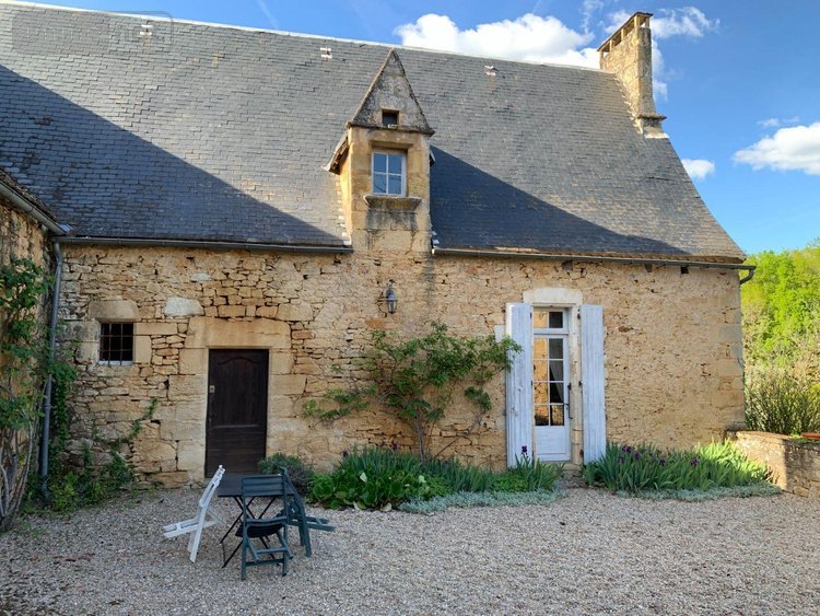 propriete a vendre Vézac 24220 Dordogne 222 m2 7 pièces 499200 euros