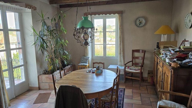 Maison a vendre Melle 79500 Deux-Sèvres 258 m2 13 pièces 332700 euros