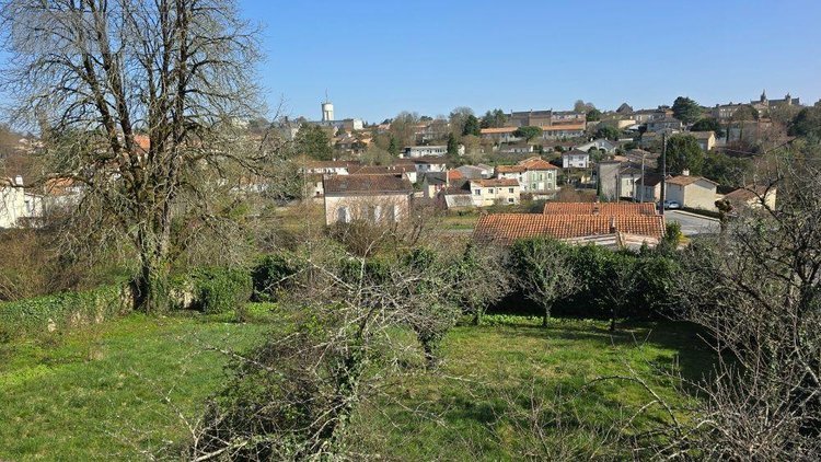 Maison a vendre Melle 79500 Deux-Sèvres 258 m2 13 pièces 332700 euros