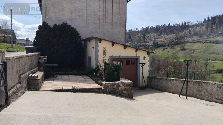 Maison a vendre Allanche 15160 Cantal 56 m2  90400 euros