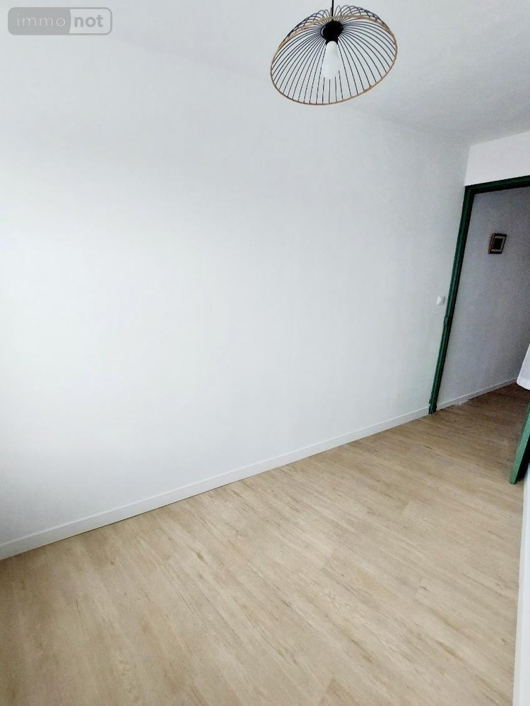 Location appartement Laventie 62840 Pas-de-Calais 55 m2  780 euros