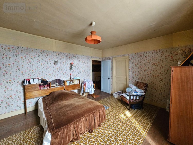 Maison a vendre Saint-Amand-Montrond 18200 Cher 72 m2 5 pièces 63600 euros