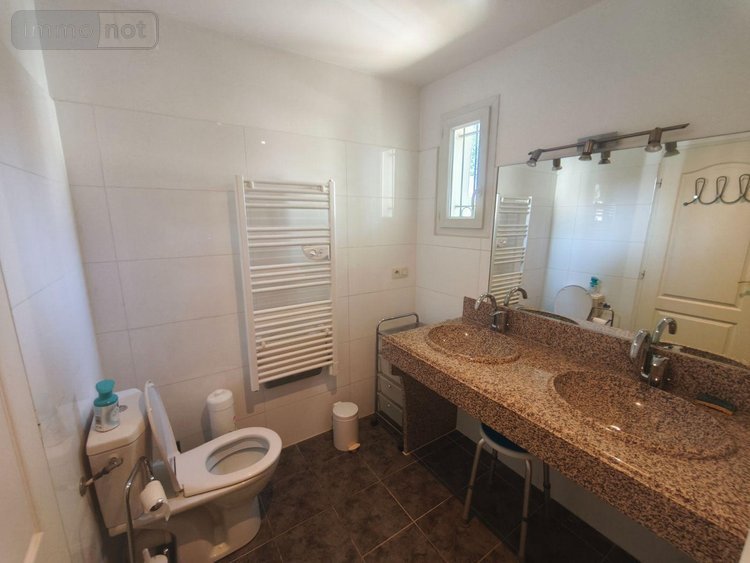 Appartement a vendre Saint-Martin-de-Crau 13310 Bouches-du-Rhône 63 m2 3 pièces 210500 euros