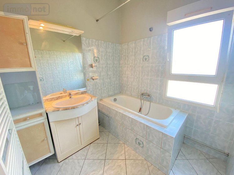 Maison a vendre La Suze-sur-Sarthe 72210 Sarthe 68 m2  147000 euros