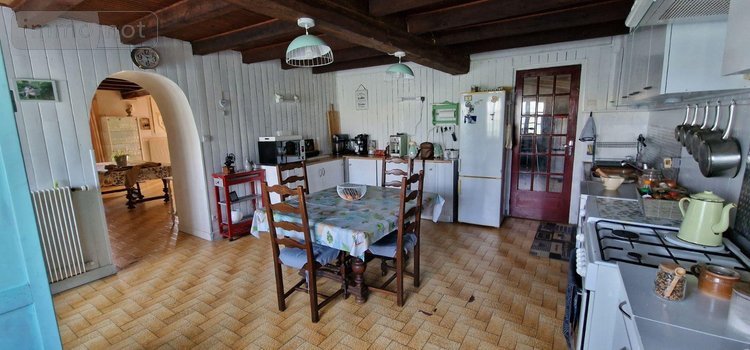 Maison a vendre Mauzé-Thouarsais 79100 Deux-Sèvres 136 m2 4 pièces 137000 euros