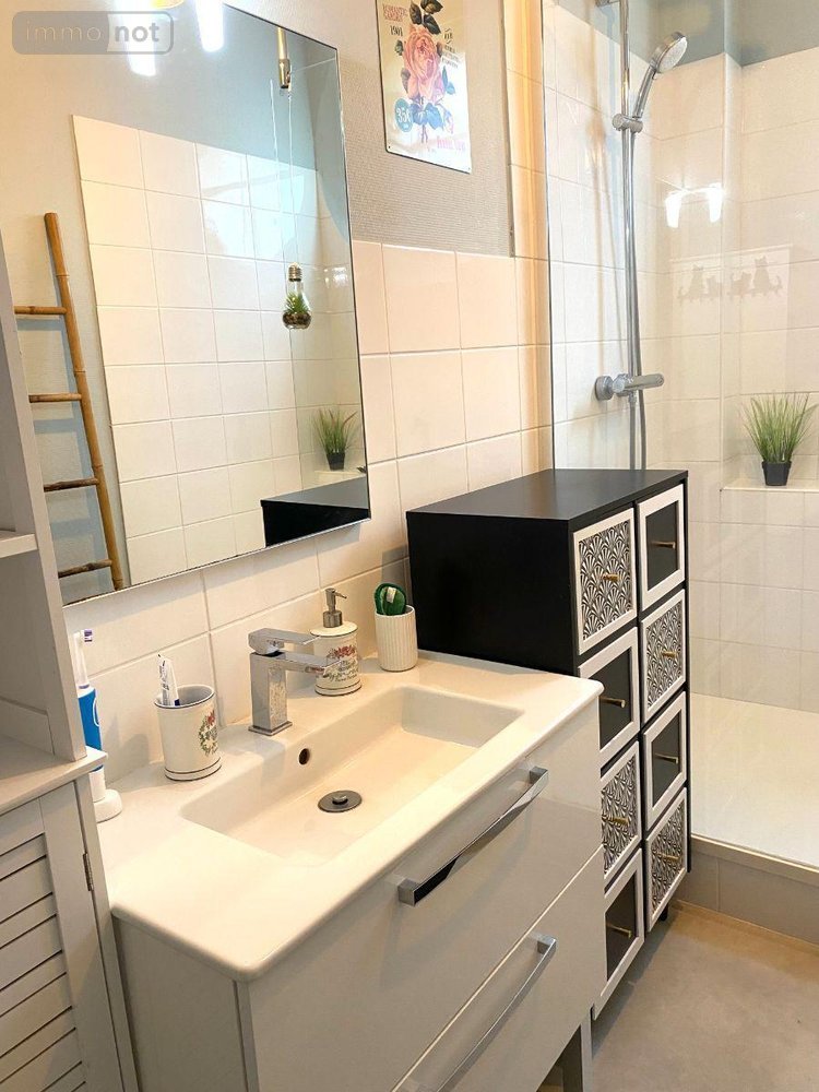 Appartement a vendre Le Creusot 71200 Saône-et-Loire 100 m2 4 pièces 126600 euros
