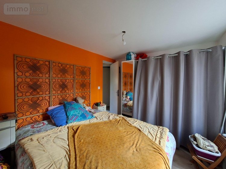 Maison a vendre Saint-Pierre-les-Bois 18170 Cher 91 m2 6 pièces 33000 euros
