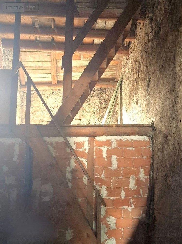 Maison a vendre Jullianges 43500 Haute-Loire 133 m2 8 pièces 76000 euros