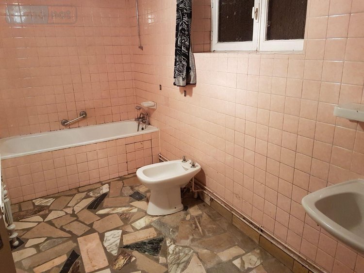 propriete a vendre Clermont-Créans 72200 Sarthe 283 m2 11 pièces 214840 euros