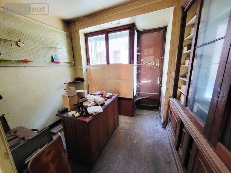 Immeuble a vendre Neuvic 19160 Corrèze 115 m2  38000 euros