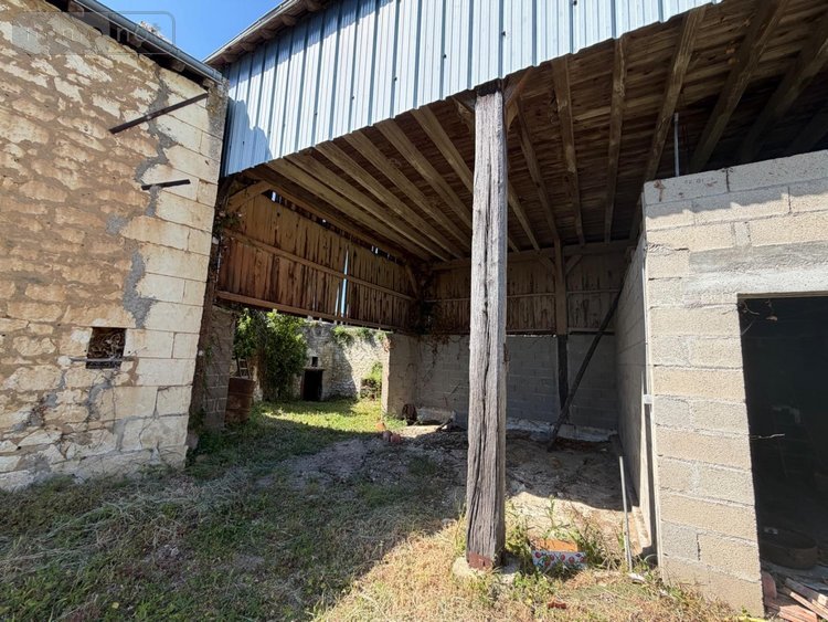 propriete a vendre Chinon 37500 Indre-et-Loire 140 m2 6 pièces 128800 euros