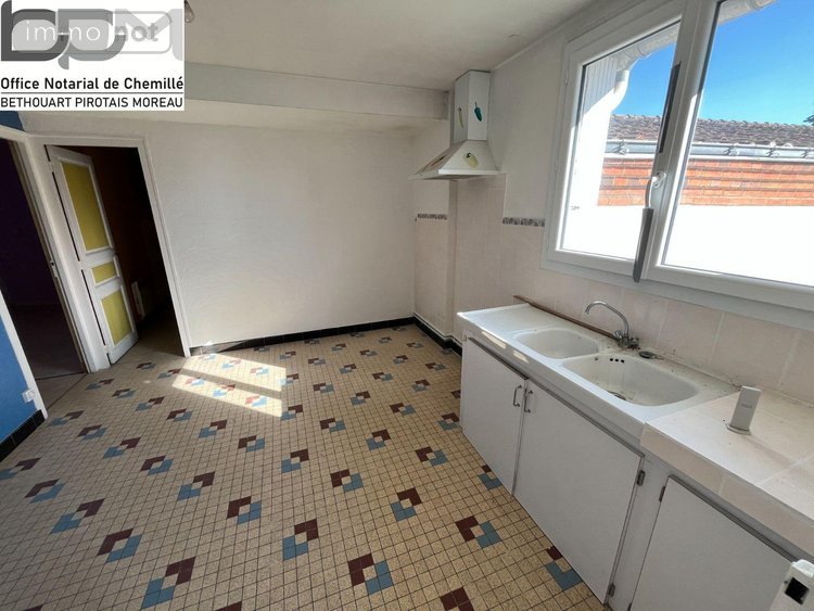 Maison a vendre Chemillé-en-Anjou 49120 Maine-et-Loire 132 m2 5 pièces 143000 euros