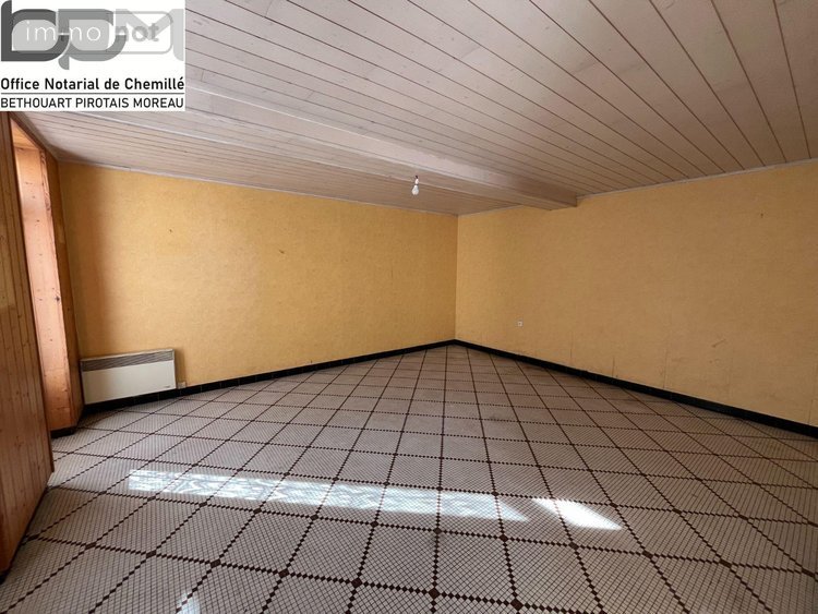 Maison a vendre Chemillé-en-Anjou 49120 Maine-et-Loire 132 m2 5 pièces 143000 euros