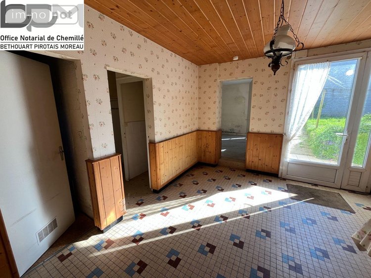 Maison a vendre Chemillé-en-Anjou 49120 Maine-et-Loire 132 m2 5 pièces 143000 euros