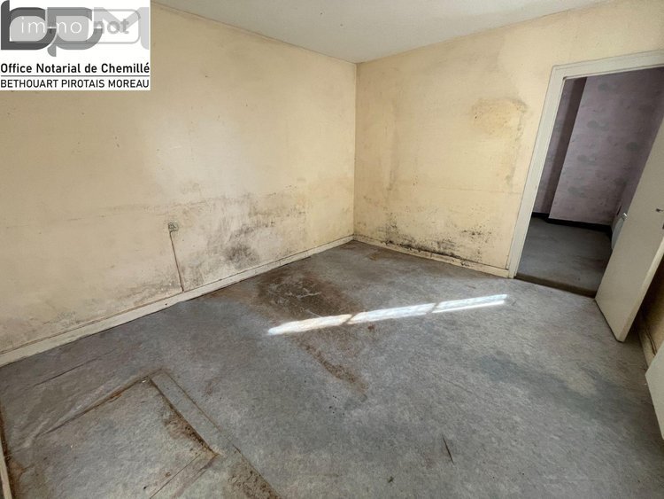 Maison a vendre Chemillé-en-Anjou 49120 Maine-et-Loire 132 m2 5 pièces 143000 euros