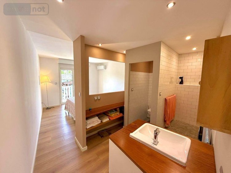 Appartement a vendre Saint-Gilles-les-Bains 97434 Réunion 80 m2 4 pièces 639000 euros