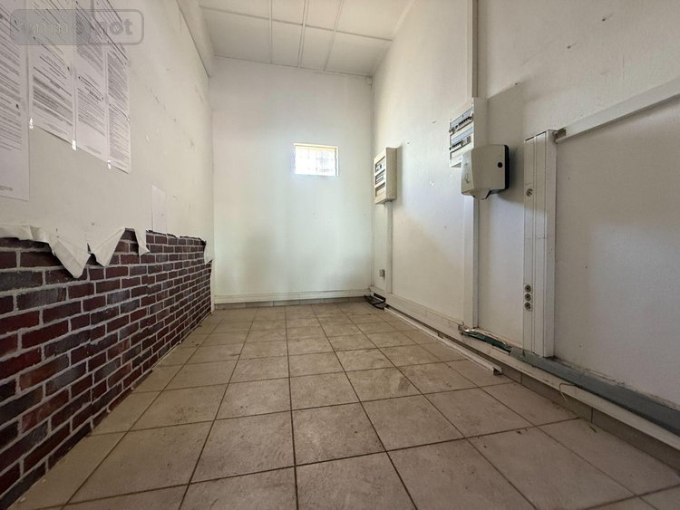 Fonds et murs commerciaux a vendre Saint-Denis 97400 Réunion 100 m2  264500 euros