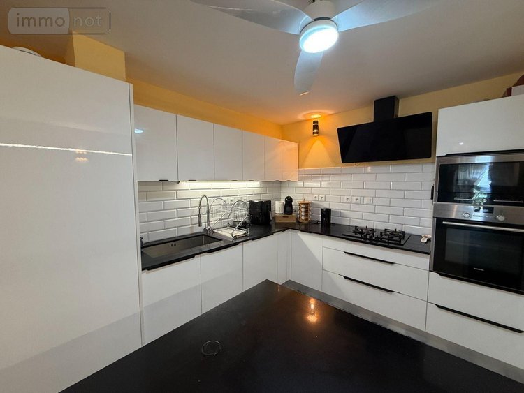 Appartement a vendre Saint-Denis 97400 Réunion 104 m2 3 pièces 365000 euros