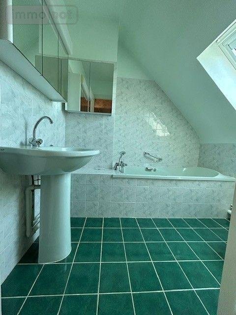 Maison a vendre Baugé-en-Anjou 49150 Maine-et-Loire 98 m2 7 pièces 155705 euros