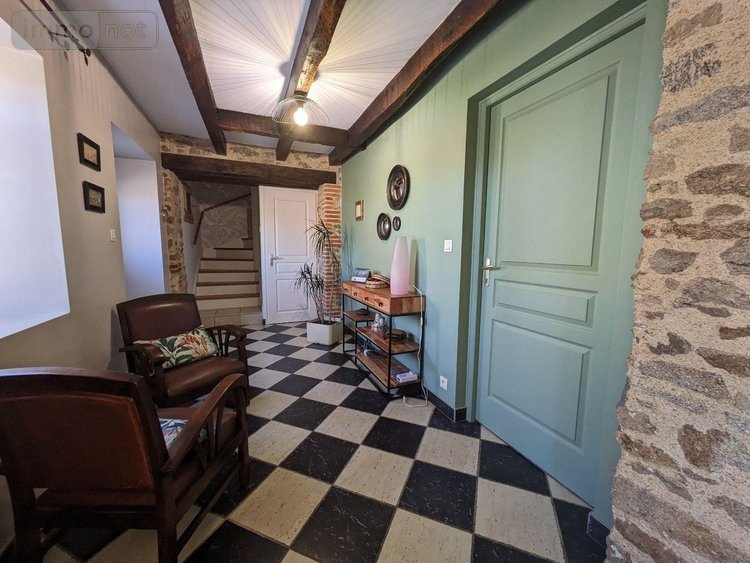 propriete a vendre Les Herbiers 85500 Vendée 258 m2 9 pièces 620000 euros