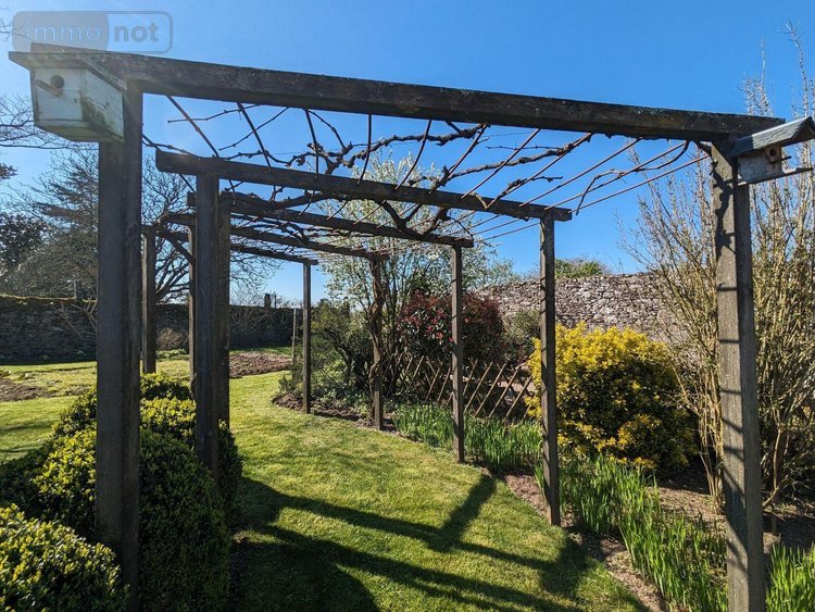 propriete a vendre Les Herbiers 85500 Vendée 258 m2 9 pièces 620000 euros