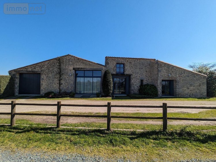 propriete a vendre Les Herbiers 85500 Vendée 258 m2 9 pièces 620000 euros