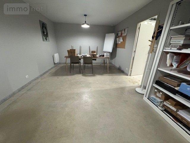 Location fonds et murs commerciaux Cormontreuil 51350 Marne 537 m2  6340 euros
