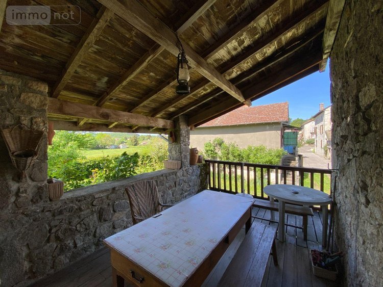 Maison a vendre Glénat 15150 Cantal 52 m2 3 pièces 65190 euros