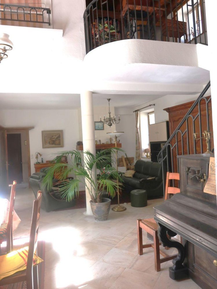 Maison a vendre Beaumont Saint-Cyr 86490 Vienne 225 m2 10 pièces 335360 euros