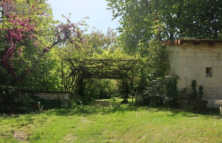 Maison a vendre Beaumont Saint-Cyr 86490 Vienne 225 m2 10 pièces 335360 euros