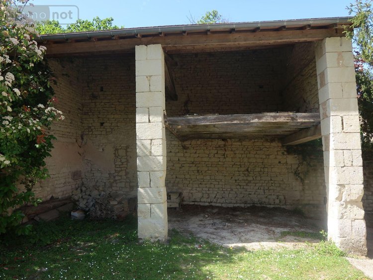 Maison a vendre Beaumont Saint-Cyr 86490 Vienne 225 m2 10 pièces 335360 euros