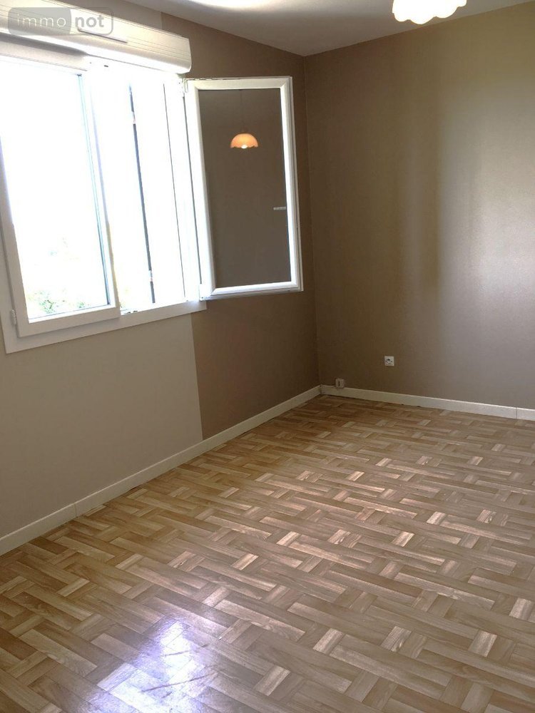 Location maison Somsois 51290 Marne 87 m2 5 pièces 650 euros