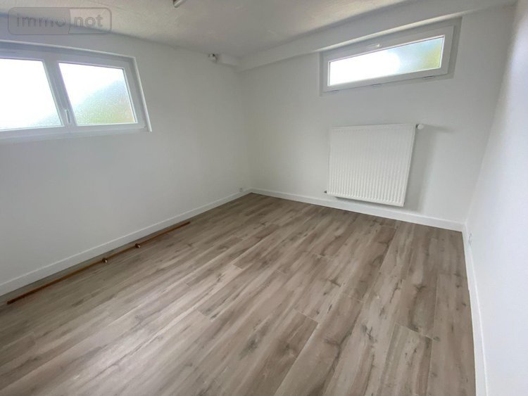 Location maison Martigné-sur-Mayenne 53470 Mayenne 80 m2 4 pièces 600 euros