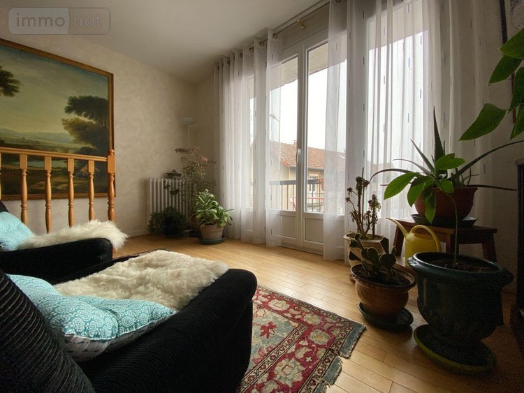 Appartement a vendre Arpajon-sur-Cère 15130 Cantal 147 m2 7 pièces 203520 euros