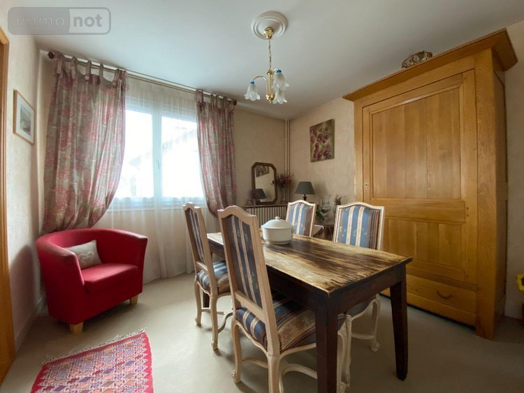 Appartement a vendre Arpajon-sur-Cère 15130 Cantal 147 m2 7 pièces 203520 euros
