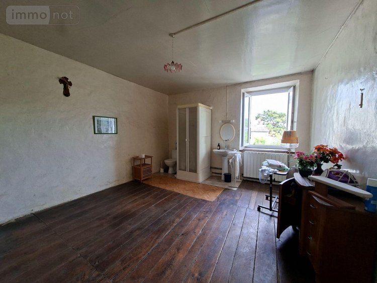 Maison a vendre Genneton 79150 Deux-Sèvres 143 m2 7 pièces 96300 euros