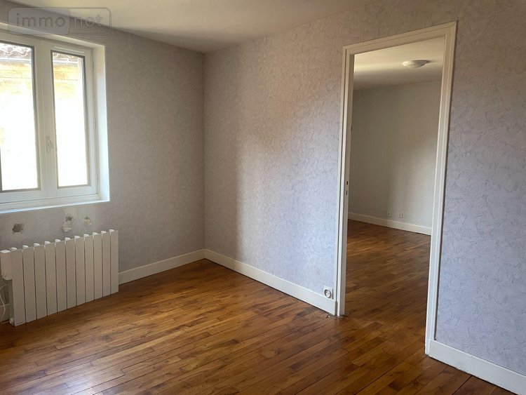 Immeuble a vendre Lacapelle-Marival 46120 Lot 89 m2  68000 euros