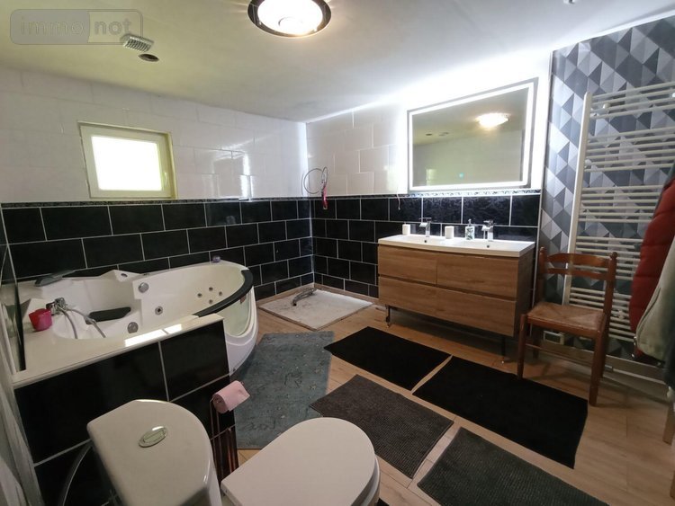 Maison a vendre Saint-Jean-le-Blanc 14770 Calvados 158 m2 7 pièces 168100 euros