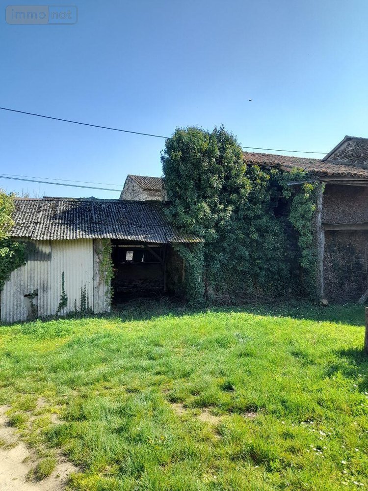 Maison a vendre Frontenay-sur-Dive 86330 Vienne 80 m2 3 pièces 16000 euros
