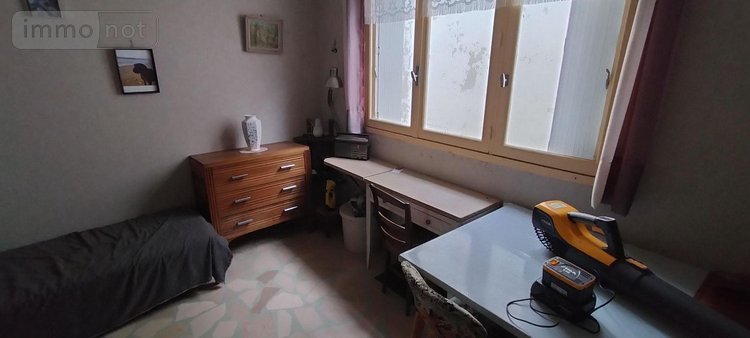 Maison a vendre Sauzé-Vaussais 79190 Deux-Sèvres 134 m2 10 pièces 162750 euros