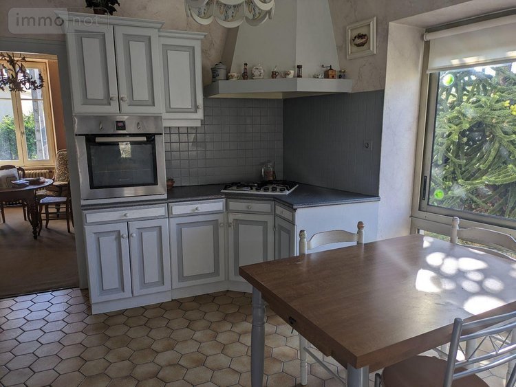 Maison a vendre Les Herbiers 85500 Vendée 160 m2 7 pièces 230000 euros