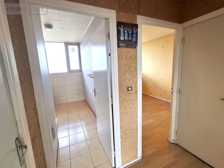 Appartement a vendre Issoire 63500 Puy-de-Dôme 57 m2 4 pièces 91000 euros