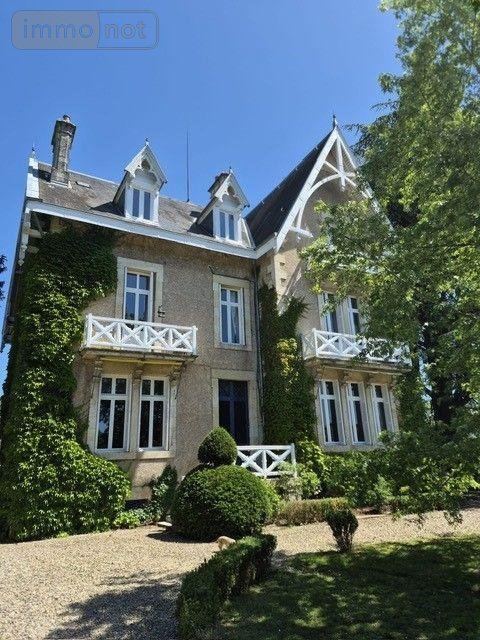 Maison a vendre Saint-Amand-Montrond 18200 Cher 416 m2 13 pièces 646800 euros