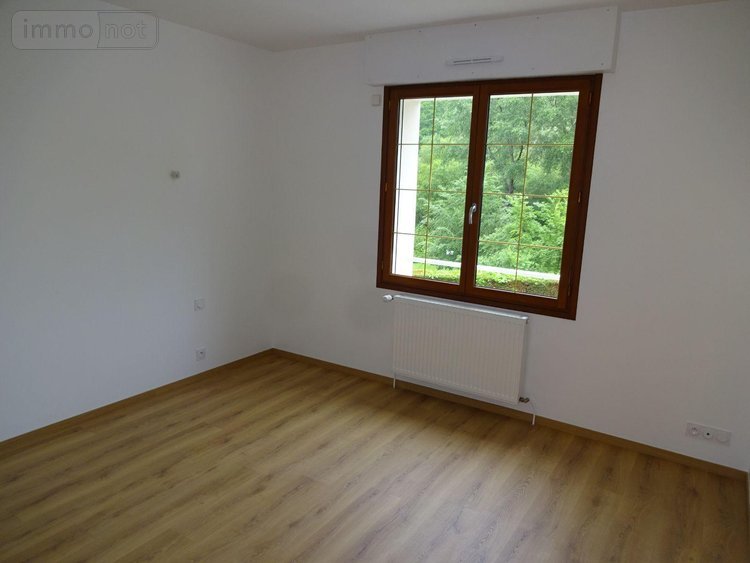 Location maison Saint-Germain-en-Coglès 35133 Ille-et-Vilaine 121 m2 5 pièces 850 euros