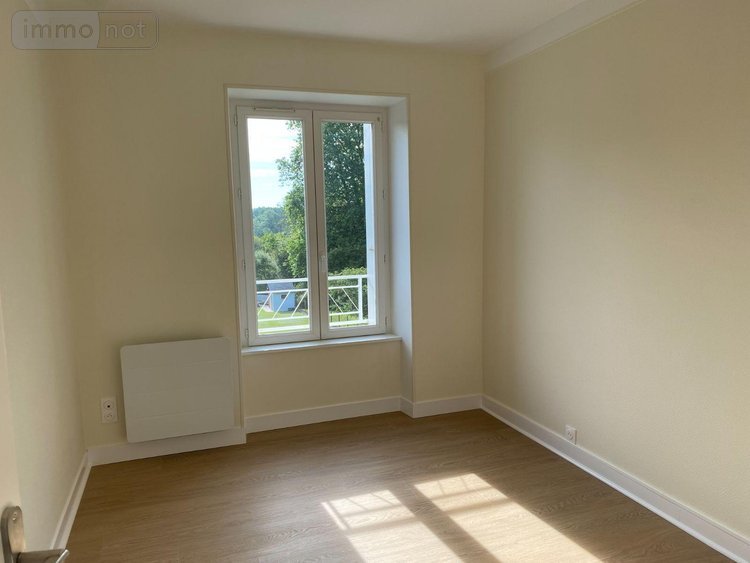 Location appartement Châtillon-sur-Indre 36700 Indre 80 m2 4 pièces 650 euros