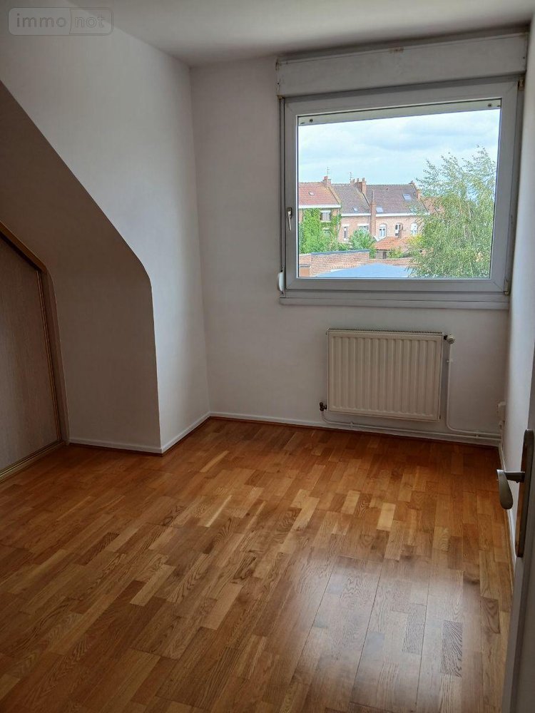 Location maison Bailleul 59270 Nord 93 m2  900 euros