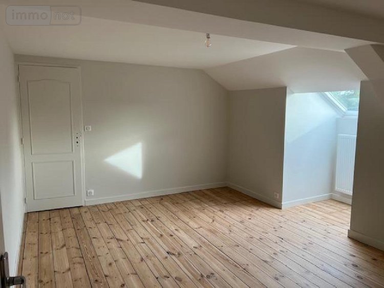 Location maison Louhans Châteaurenaud 71500 Saône-et-Loire 153 m2 4 pièces 890 euros